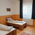 Hargita Panzio 3* Vecsés
