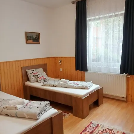 Hargita Panzio 2* Вечеш