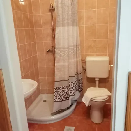 Hargita Panzio Vecses